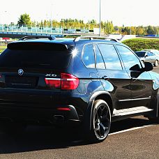 BMW X5 4.8i