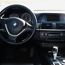 BMW X5 4.8i